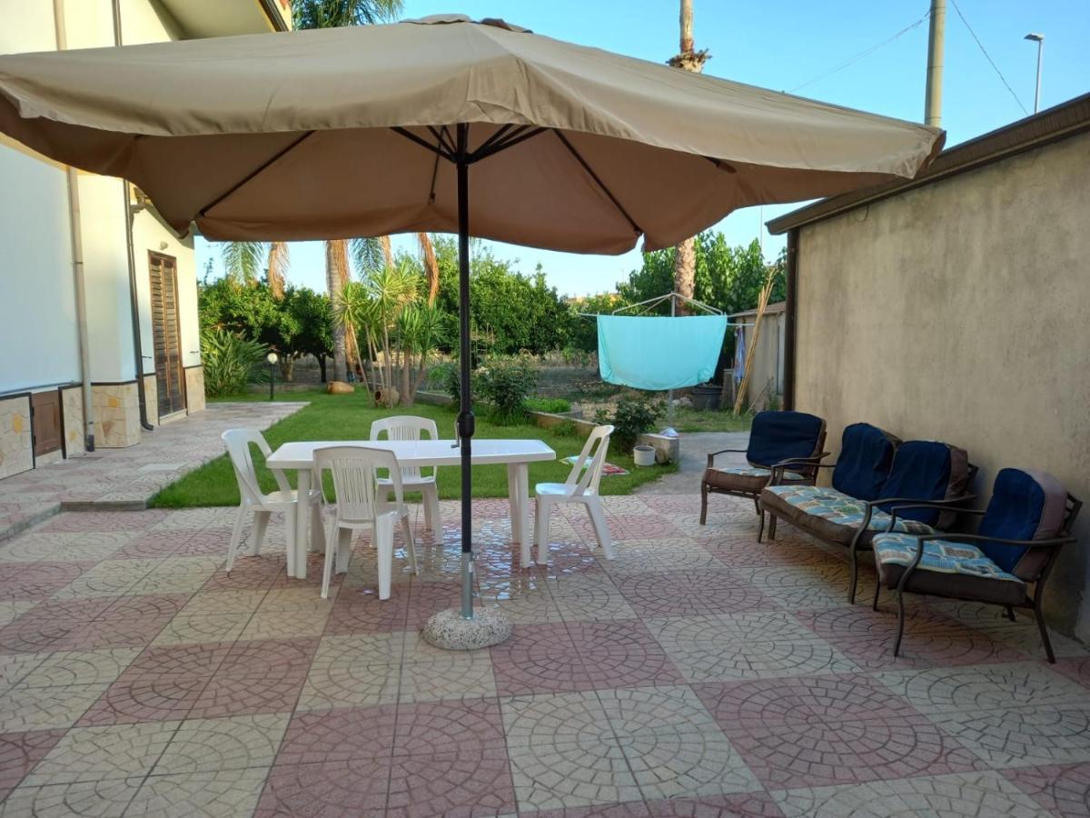 Appartamenti Giusi Con Giardino O Veranda Madonna della Catena Eksteriør billede